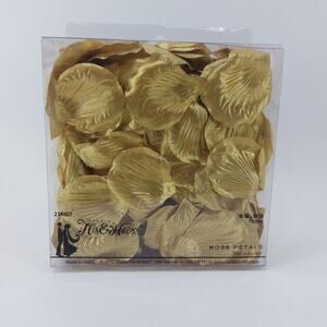 His & Hers Gold Faux Flower Rose Petals Floral 300 Count Wedding Event Party